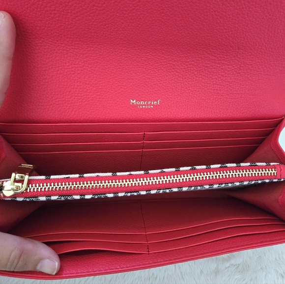Moncrief "Tillie" Red♥️ Wallet - NIB - Picture 10 of 16